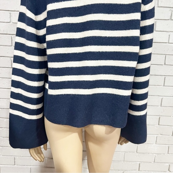 J.Crew Chunky crewneck sweater in Supersoft yarn - Picture 8 of 11